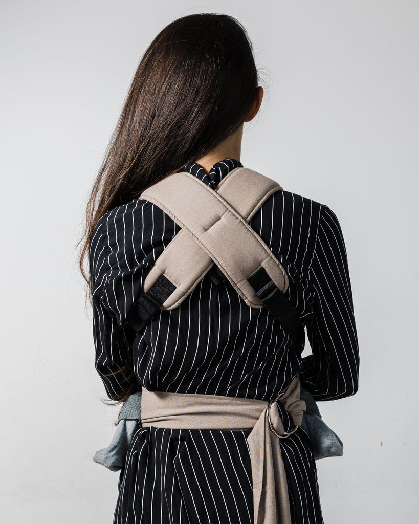 מנשא תינוק, מנשא לתינוק, מנשא ילקוט, מנשא ללא קשירה, מנשא פשתן, מנשא מומלץ, מנשא מגיל לידה, מנשא אורבן, מנשא מוקה, urban baby wrap , מנשא תינוק לגיל שנה, מנשא לגיל שנתיים, מנשא טיולים, מנשא גב, מנשא קל לשימוש, מנשא מעוצב, מנשא יפה, ארטיפופ